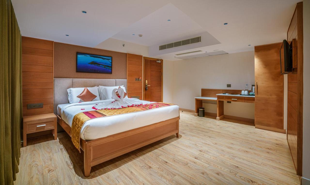 Townbridge Hotels & Suites Kochi Exteriér fotografie