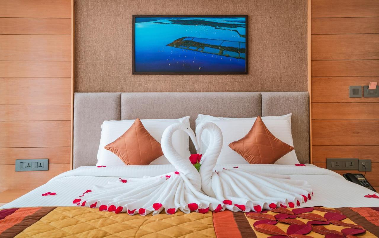 Townbridge Hotels & Suites Kochi Exteriér fotografie